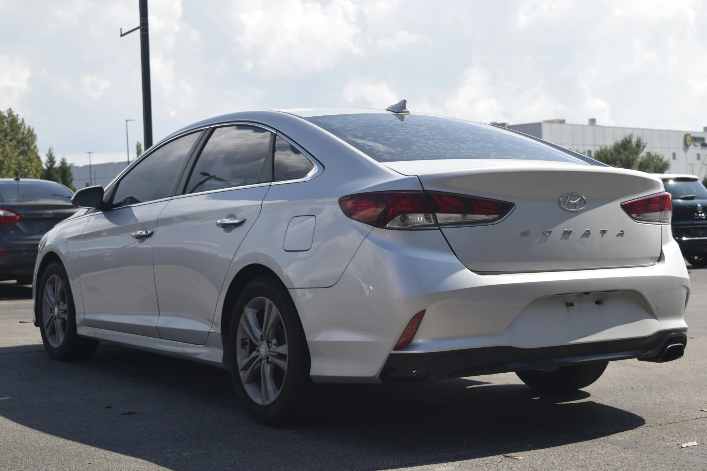 Used 2018 Hyundai Sonata SEL FWD image 3