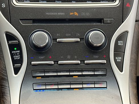 Used 2016 Lincoln MKX Reserve image 10