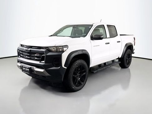 Used 2023 Chevrolet Colorado Trail Boss w/ Advanced Trailering Package image 3