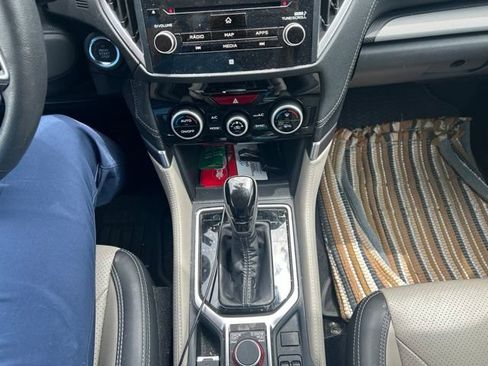 Used 2020 Subaru Forester Limited w/ Popular Package #3 AWD/4WD image 27