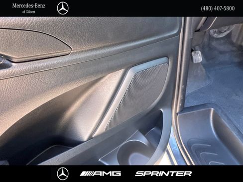 Used 2023 Mercedes-Benz Metris Passenger image 21