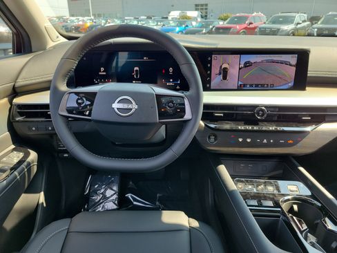 Used 2025 Nissan Murano SL w/ Cargo Package image 10