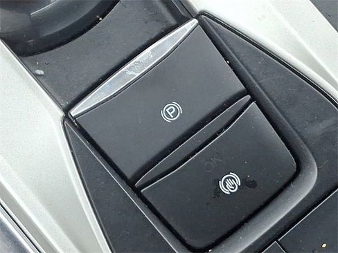 Used 2023 Ford Explorer XLT w/ Equipment Group 202A image 24