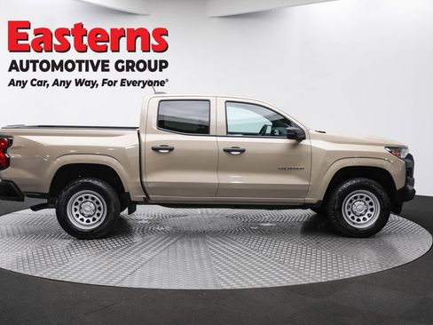 Used 2024 Chevrolet Colorado W/T image 4