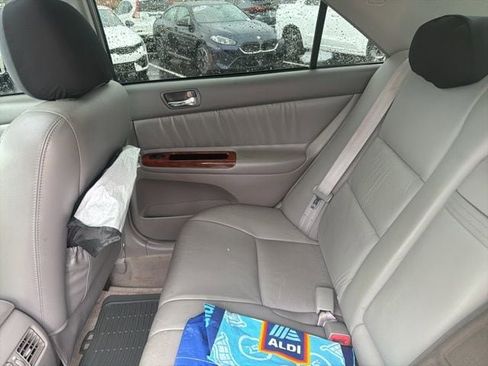 Used 2005 Toyota Camry XLE image 15
