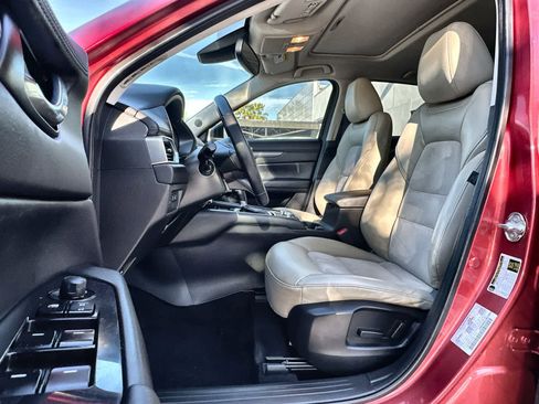 Used 2020 MAZDA CX-5 Touring image 11