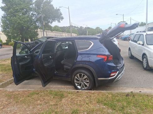 Used 2020 Hyundai Santa Fe SEL w/ Convenience Package FWD image 18