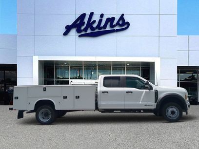 New 2025 Ford F450 XL w/ XL Chrome Package