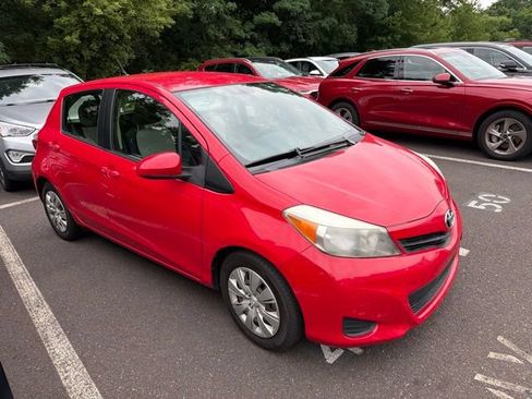 Used 2014 Toyota Yaris L FWD image 14
