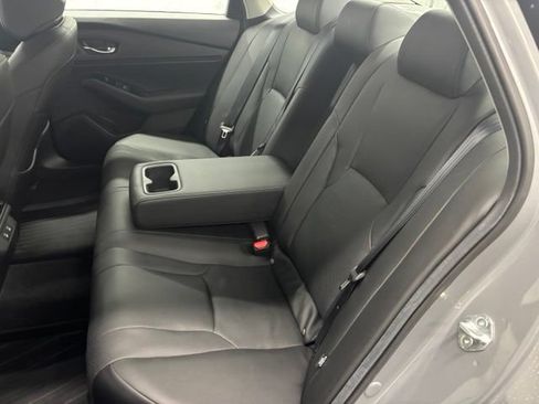 Used 2024 Honda Accord Touring image 9