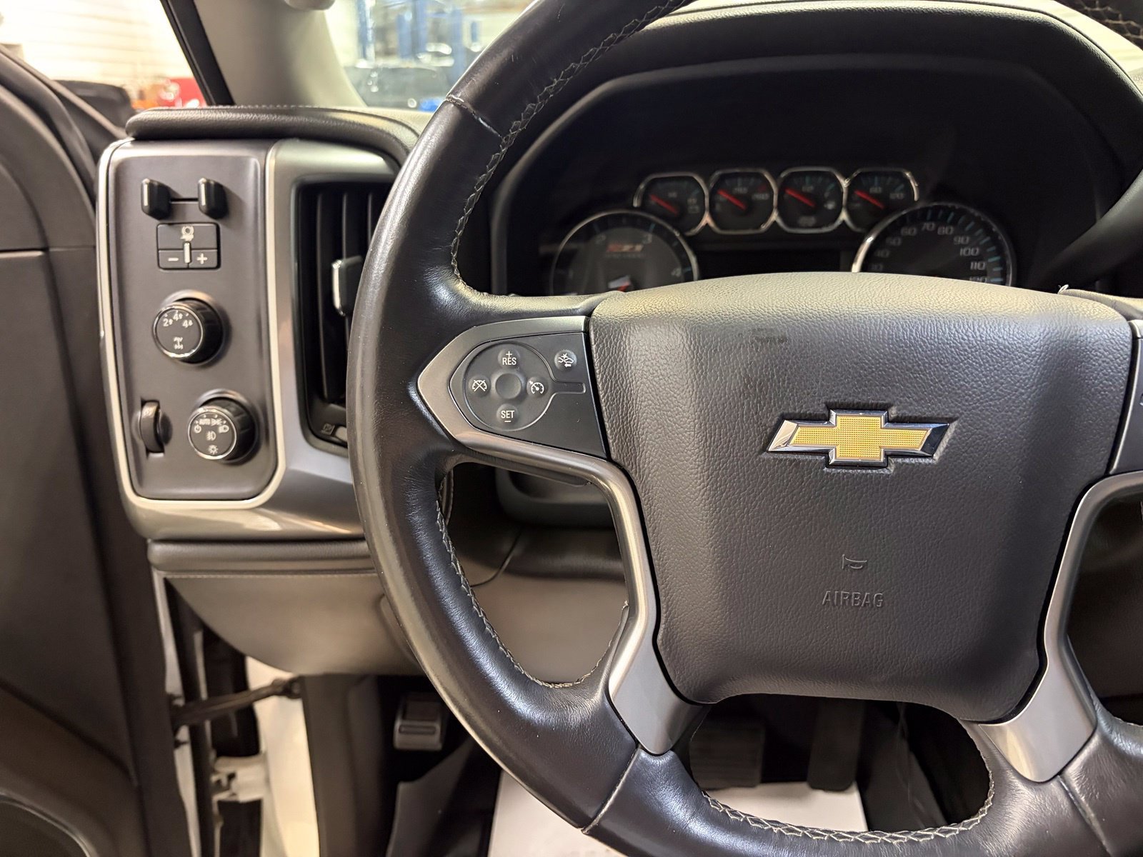 Used 2016 Chevrolet Silverado 2500 LTZ w/ Duramax Plus Package AWD/4WD image 12