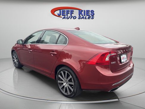Used 2016 Volvo S60 T5 Inscription Platinum w/ Climate Package FWD image 7