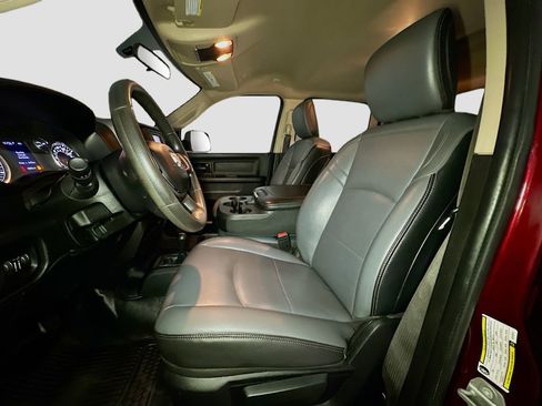 Used 2020 RAM 3500 Tradesman w/ Bed Utility Group image 17