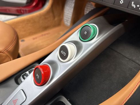 Certified 2022 Ferrari Portofino M RWD image 32