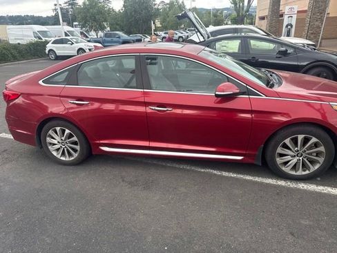 Used 2016 Hyundai Sonata Sport w/ Option Group 1V FWD image 26