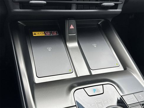 New 2026 Subaru Solterra Premium image 25