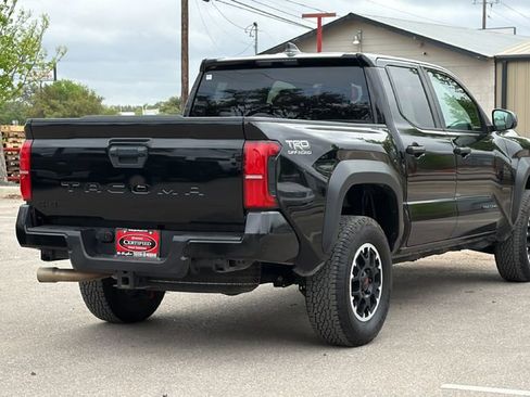 Certified 2024 Toyota Tacoma TRD Off-Road image 6
