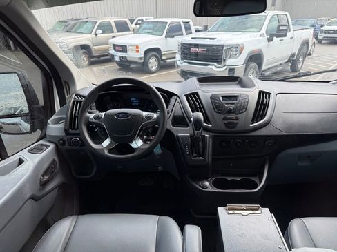 Used 2019 Ford Transit 150 Base image 12