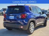 Used 2021 Jeep Renegade Latitude w/ Luxury Group I image 4