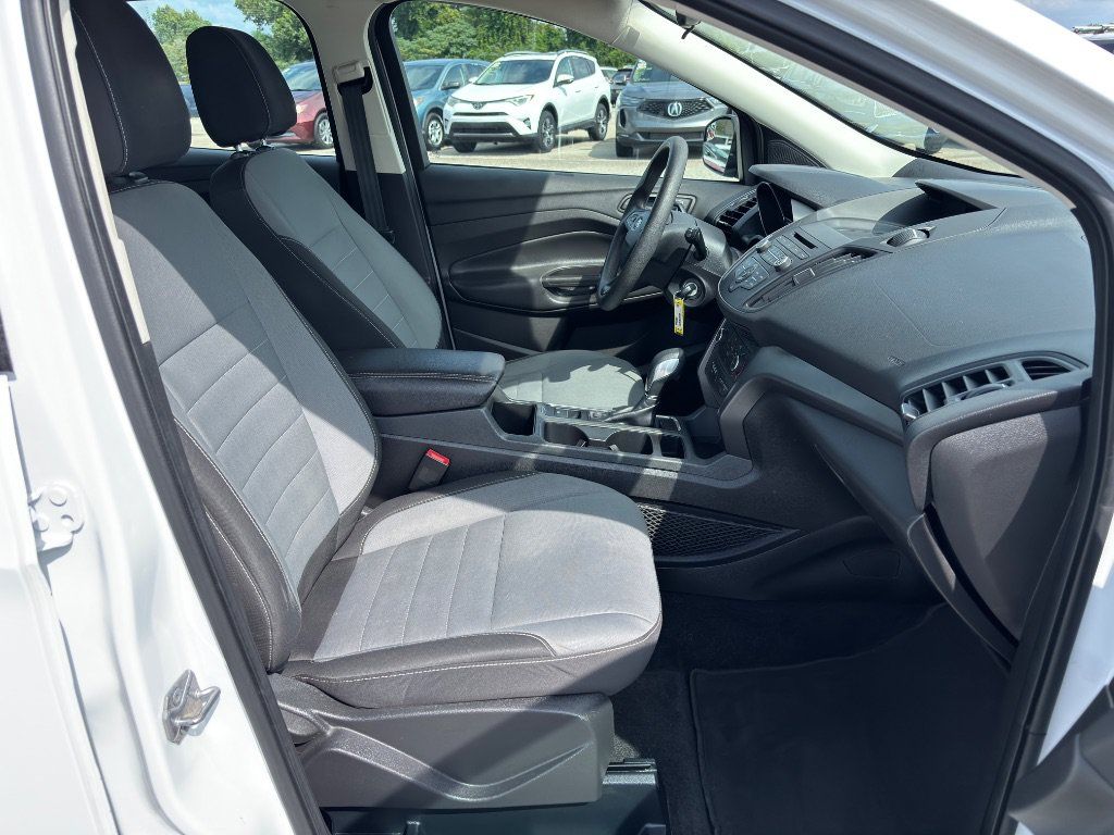 Used 2017 Ford Escape S FWD image 22