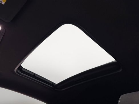 Used 2017 Chevrolet Camaro SS image 29