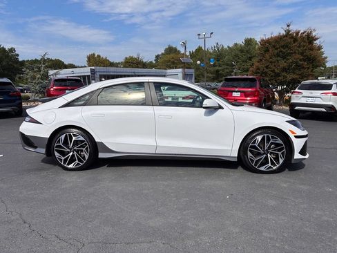 Used 2024 Hyundai Ioniq 6 SEL AWD/4WD image 8