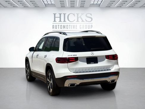 Used 2026 Mercedes-Benz GLB 250 image 7