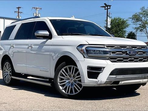 Used 2022 Ford Expedition Platinum RWD image 1