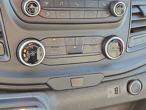 Used 2021 Ford Transit 350 XLT image 30