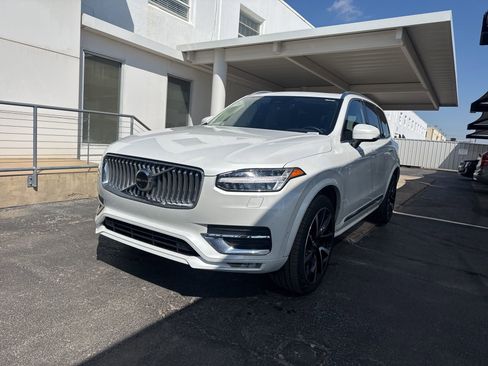Used 2024 Volvo XC90 B5 Plus w/ Protection Package Premier image 1