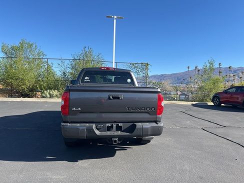 Used 2017 Toyota Tundra Platinum image 5