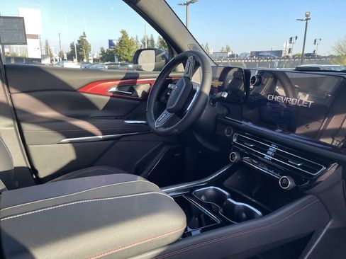 New 2026 Chevrolet Traverse Z71 w/ Enhanced Driving Package image 18