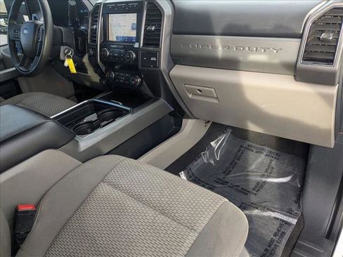 Used 2022 Ford F250 XLT w/ Black Appearance Package image 21
