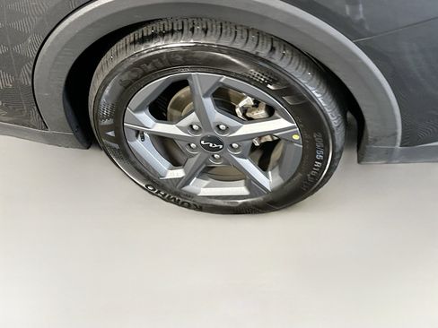 Used 2025 Kia K4 LXS image 11