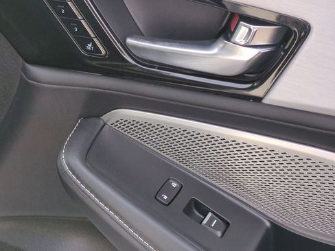 Used 2023 Acura MDX FWD w/ Technology Package image 43