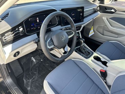 New 2026 Volkswagen Jetta SE FWD image 14