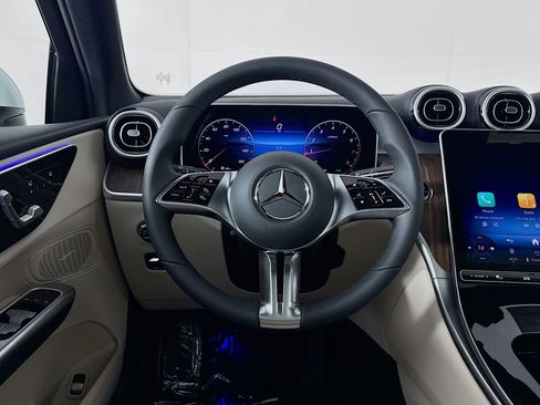 New 2026 Mercedes-Benz GLC 300 image 24