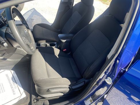 Used 2018 Kia Forte LX FWD image 13