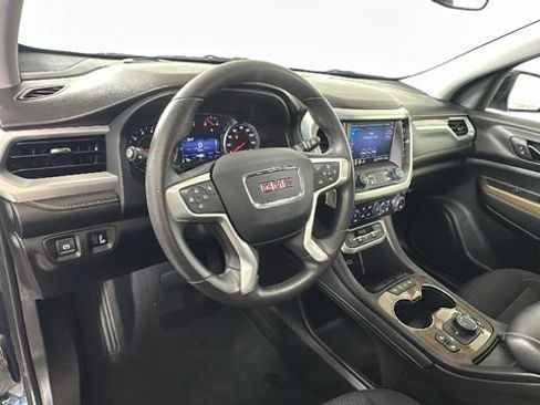 Used 2022 GMC Acadia SLE w/ Driver Convenience Package FWD image 14