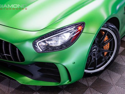 Used 2018 Mercedes-Benz AMG GT R image 9