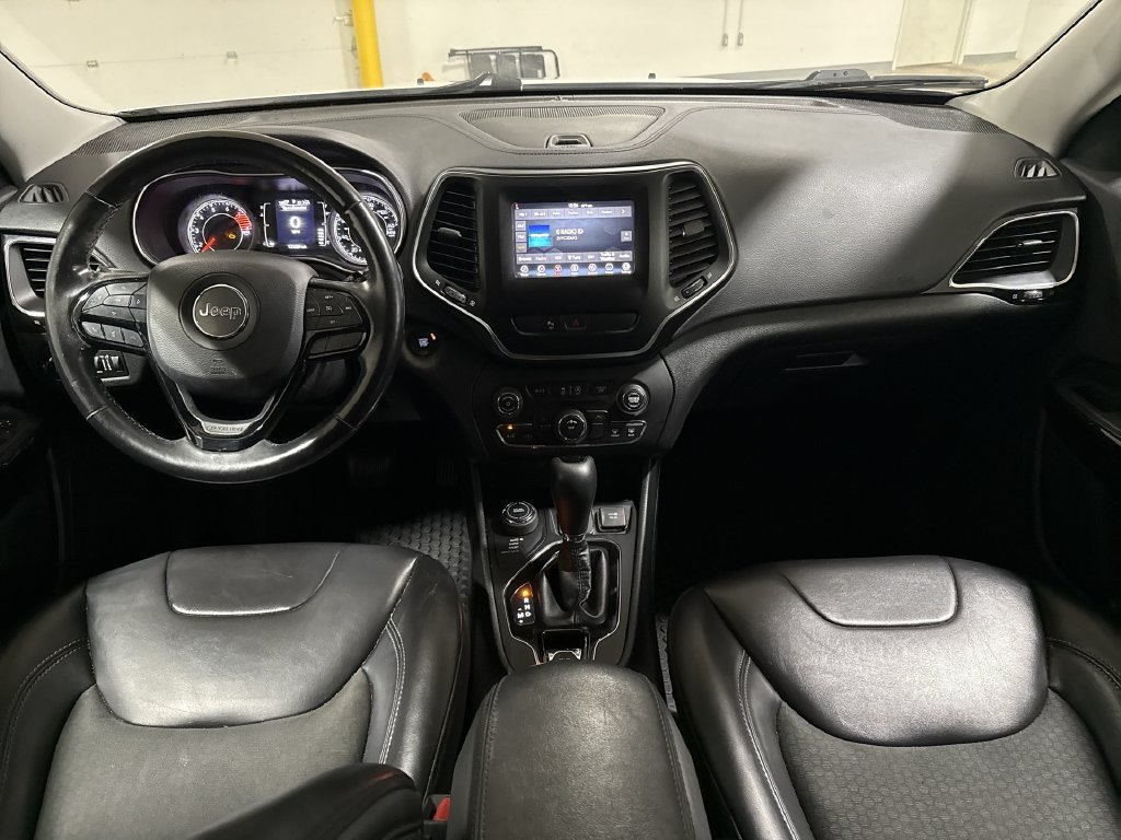 Used 2020 Jeep Cherokee Latitude Plus AWD/4WD image 10