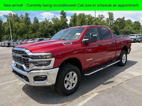 Used 2026 RAM 2500 Big Horn AWD/4WD image 7