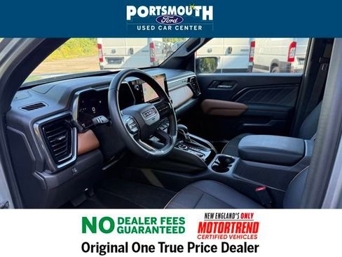 Used 2024 GMC Canyon AT4 image 4