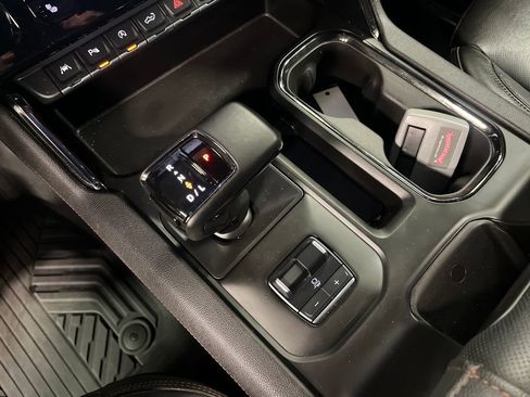 Certified 2023 GMC Sierra 1500 AT4 w/ Technology Package AWD/4WD image 26