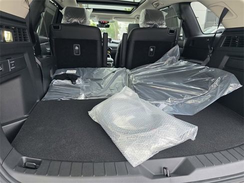 New 2026 MAZDA CX-90 Plug-In Hybrid w/Premium Sport image 12