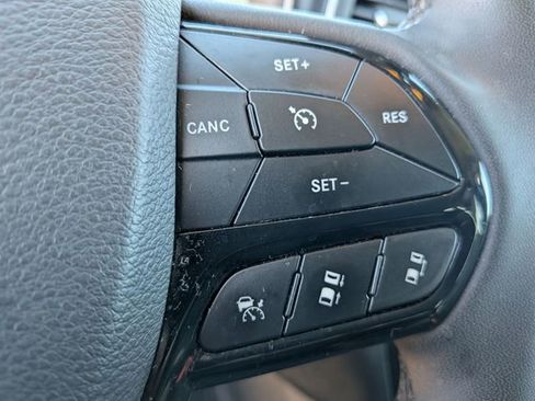 Certified 2023 Jeep Cherokee Altitude Lux image 19