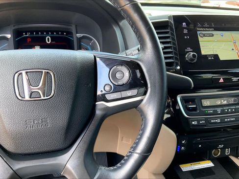 Used 2021 Honda Pilot Elite image 23