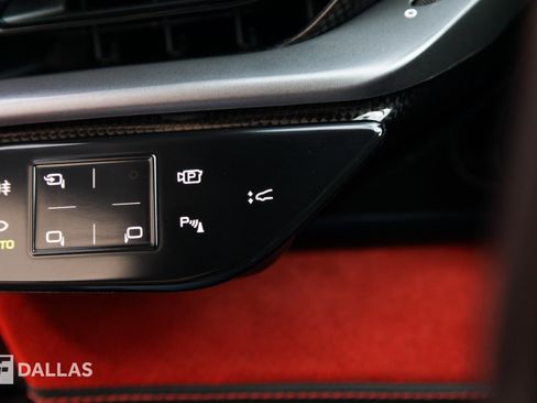 Used 2021 Ferrari SF90 Stradale image 31