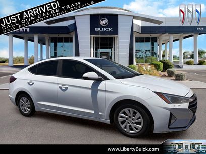 Used 2019 Hyundai Elantra SE w/ Cargo Package