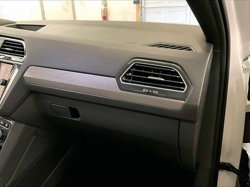 Used 2021 Volkswagen Tiguan SE R-Line AWD/4WD image 15